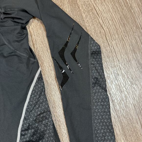 BAUER NECKPROTECT LONG SLEEVE BASELAYER TOP - SENIOR (ADULT) Medium - Picture 4 of 14